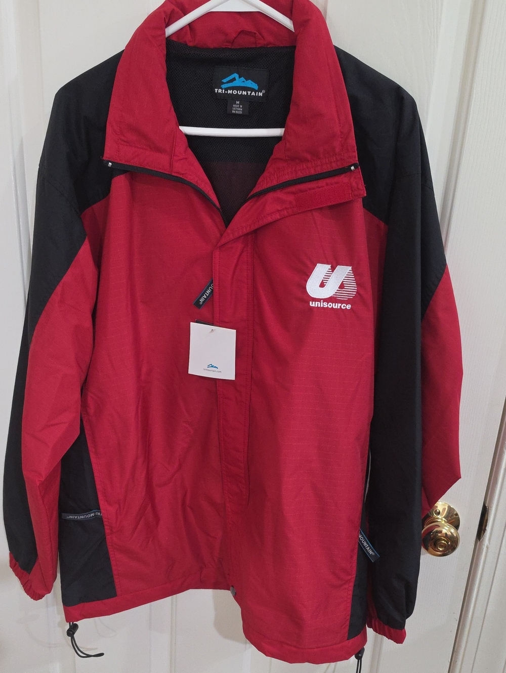 NWT Tri-Mountain Red Colorblock Tech Windbreaker Jacket Unisource Medium